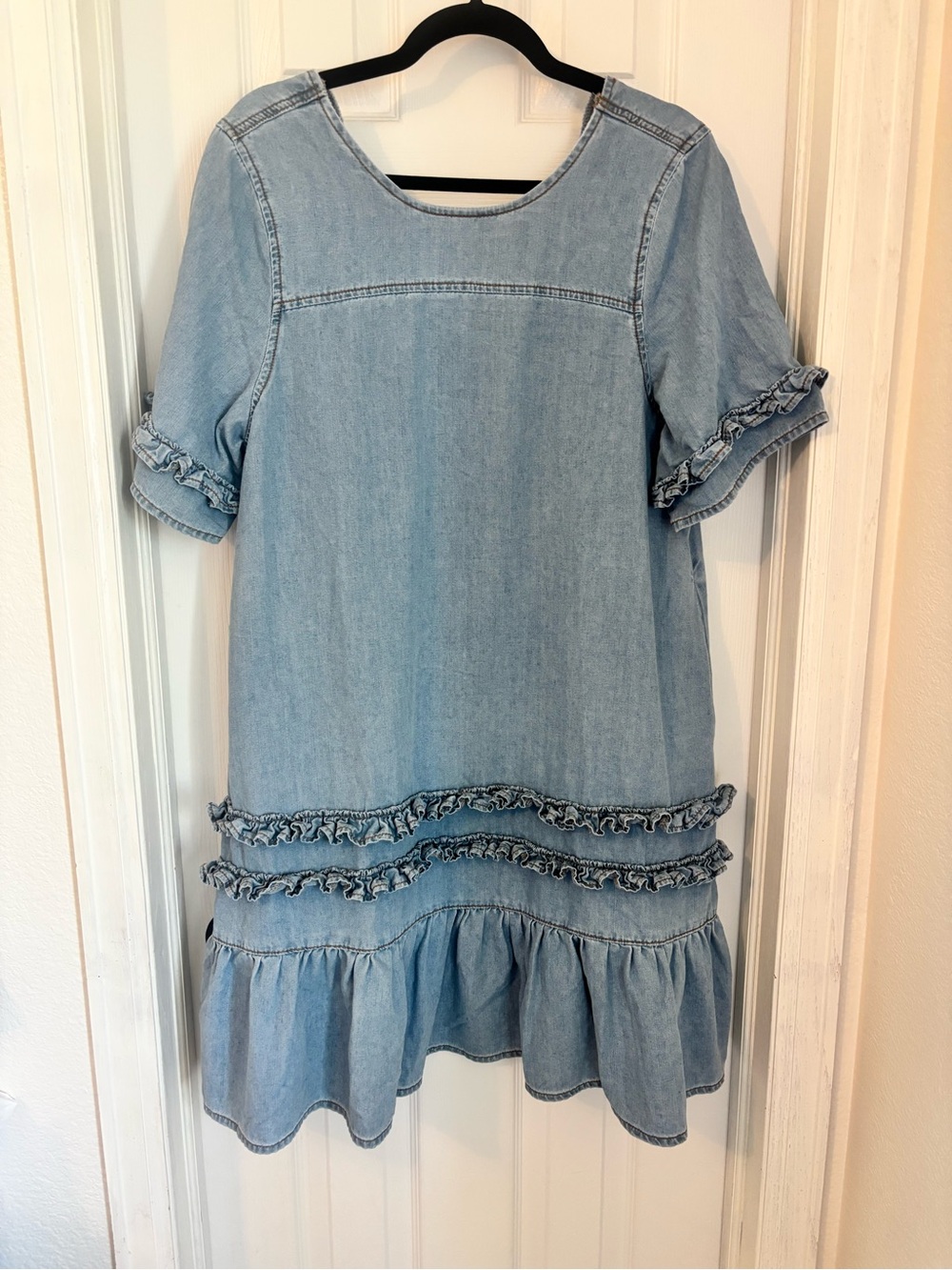 easel Light Blue Denim Ruffle-Hem Casual Dress